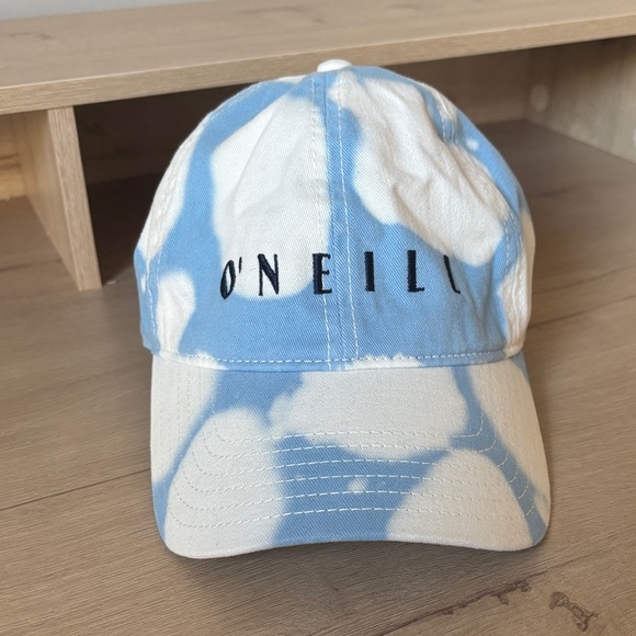 O'Neill Accessories - O'Neill Womens Sky Blue and White Tye Dye Hat
